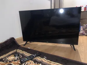 شاشة تلفزيون HD للبيع ب400ریال