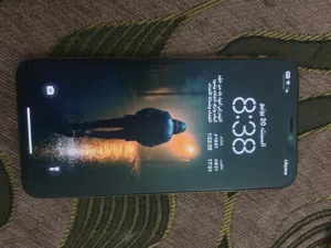 ايفون xs max جهاز ربي يبارك بطاريته 82 اصليه ذاكره 64 كل شي شغال ميشكي من شي كل شي بين في صوره