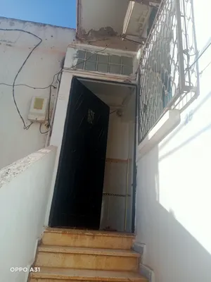 شقة للبيع F3 في وهران بلدية حاسي بونيف