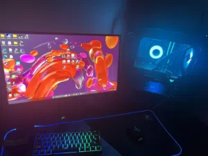 24" Asus monitors for sale  in Kuwait City