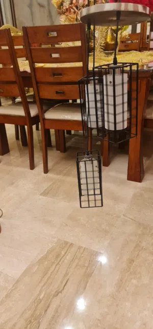 لوحات كبيرة الحجم مستطيلة (هوم سنتر)ومرايا (ايكيا)واباجور غرفة بنات (اشلي)ولوحات ديكورية