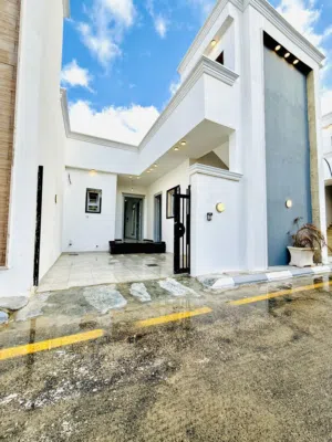 مجموعة منازل للبيع تشطيب حديث جنان واسع اسعار كزيوني تبدا من 210-230-280-300