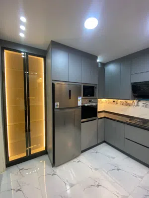 مطابخ بأفضل الاسعار والإكسسوارات الايطاليه والتقسيم الهندسي بأفضل التصاميم والديكورات الحديثة