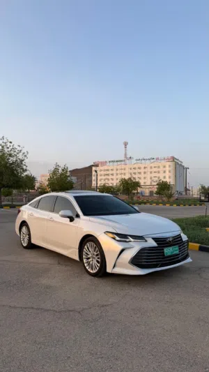 Used Toyota Avalon in Al Sharqiya