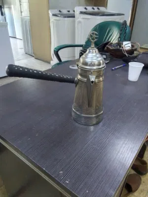 ابريق مستعمل