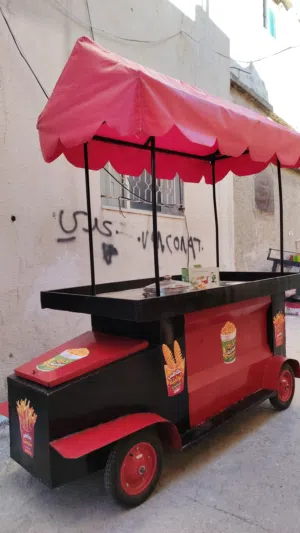 عربايه بطاطا وذره بشكل سياره للبيع