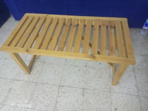 بنش واربع كراسي