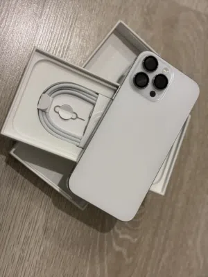 16 pro max white كالجديد