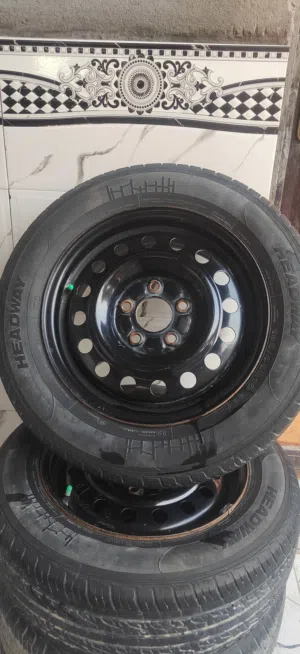 تايرات مع رنگات للبيع حجم 15