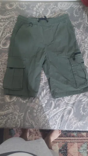 Unused shorts in good condition, fits sizes 30-32