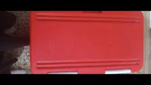 ايس بوكس نضيف جديد احمر اللون