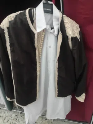بدلة زبون ليبية