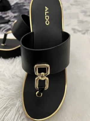 نعال نسائي اسود جديد ماركة الدو مقاس 38