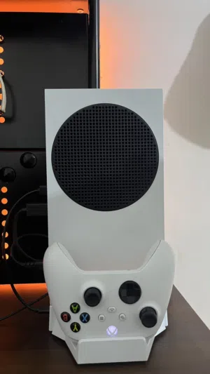 Xbox series s + مونتر Aoc 24”