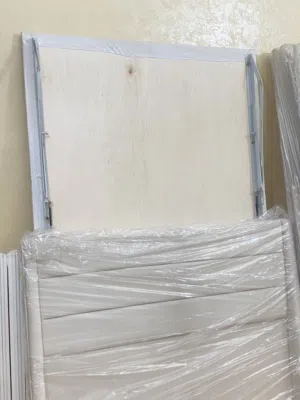 سرير مفرد ونص جديد من المحل مغلف تغليف كامل كما واضح في الصورة البيع من المحل شغل مرتب ونظيف