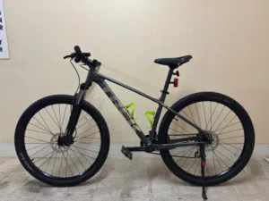 29" Trek Marlin 5 with papers - Excellent Condition