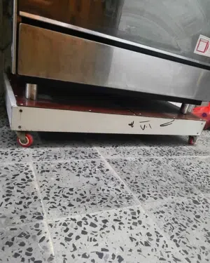 قاعدة المنيوم متحركة