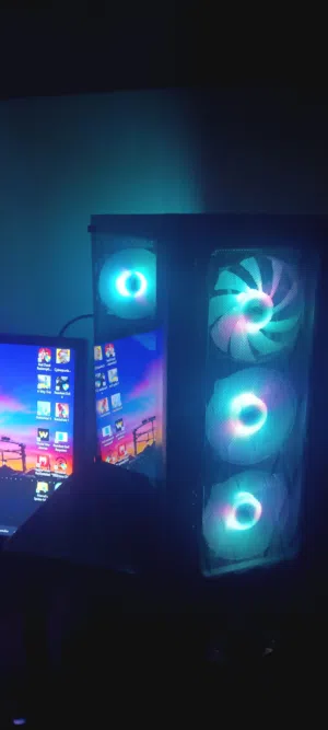 ...pc للبيع