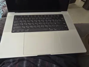 MacBook Pro max m1 16"  32gb/2tb. Almost new