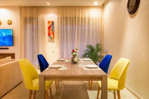 5 Bedrooms . Furnished . Daily3