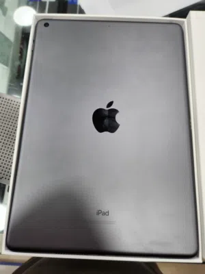 I Pad 9 64GB بحالة ممتازة بسعر مميز