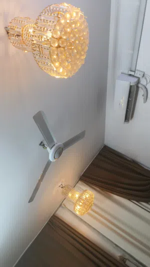 ثريات زوج للبيع