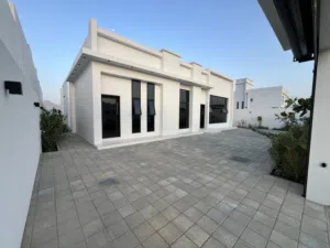 200 m2 3 Bedrooms Townhouse for Sale in Al Dakhiliya Bidbid