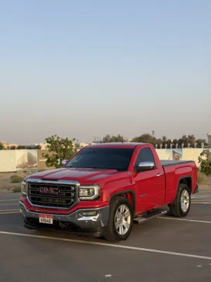 Used GMC Sierra in Sharjah