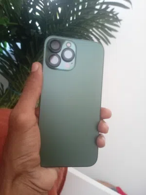 Apple iPhone 13 Pro Max 256 GB in Hawally