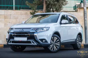 Mitsubishi Outlander 2020 Mark 3 السيارة وارد الشركة و بحالة ممتازة