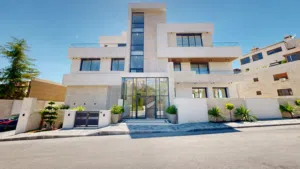 385 m2 4 Bedrooms Apartments for Sale in Amman Khalda
