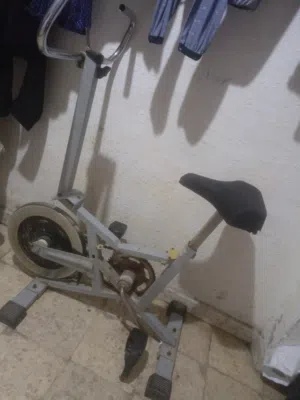 بسكليت رياضه للبيع بسعر مغري