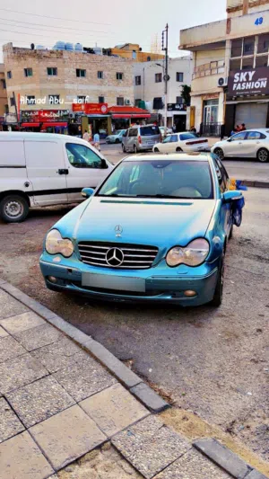 مرسيديس c200/2002