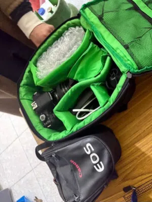 كاميرة للبيع بحالة الوكالة