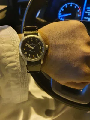 Hamilton Khaki Field  Quartz