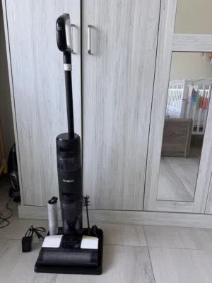 Cordless Hardwood Floors Cleaner, Lightweight Wet Dry Vacuum Cleaners for Multi-Surface Cleaning