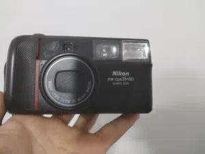 كاميرة نيكون