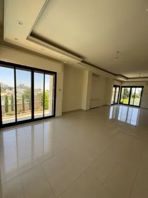 200 m2 4 Bedrooms Townhouse for Rent in Amman Dabouq