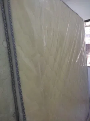 فرشات طبية وزمبركية فندقية عرض لفترة محدودة من المصنع مباشره ومتوفر لدينا خدمة التوصيل