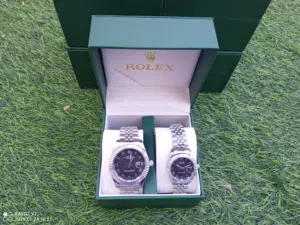 طقم ساعات رولكس جديده للرجال ونساء جديده اقراء الوصف