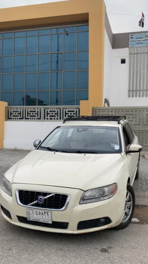 فولو V70 موديل 2008