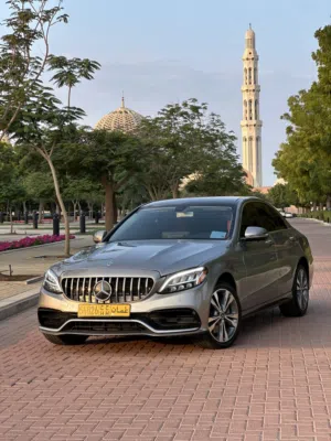مرسيدس C300