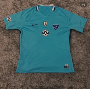 T-Shirts . Nike . M . Used1