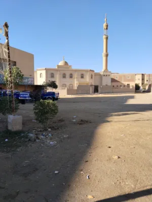 وحدة سكنية للإيجار قانون محدد المدة بالمعمورة الشاطئ 125 متر مربع نهاية شارع الشرطة