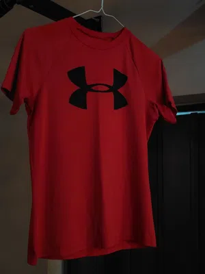 التواصل مسجات فقط.