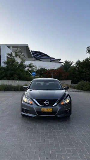 Used Nissan Altima in Muscat