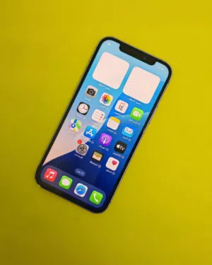 Apple iPhone 12 128 GB in Hawally
