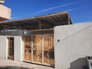 منزل بدور المقاول للبيع