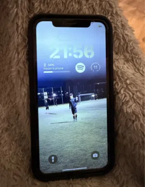 iPhone 11 Apple