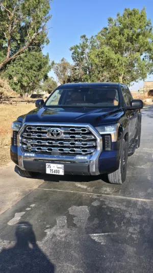 Used Toyota Tundra in Benghazi